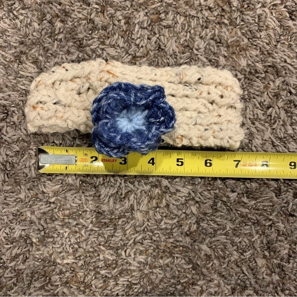 Girl’s Crochet Glower Head Band